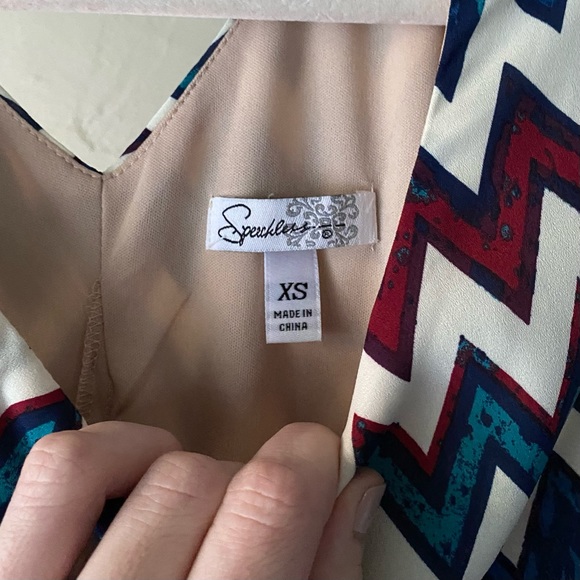 NWT Chevron Pattern Chiffon Long Sleeve Dress - Picture 4 of 8